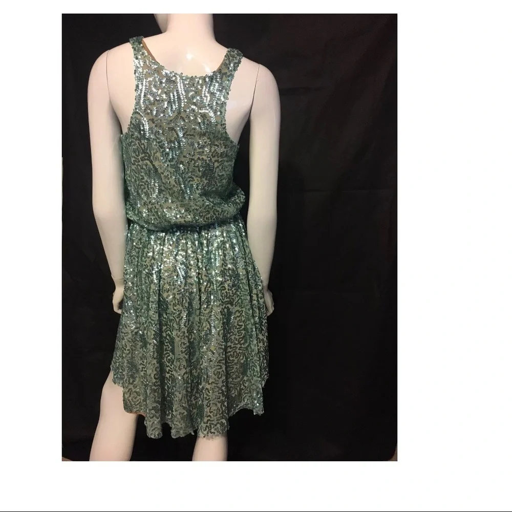 NEW! $220 Dress the Population Maryann Sleeveless Sequin Dress [SZ‎ Medium ]